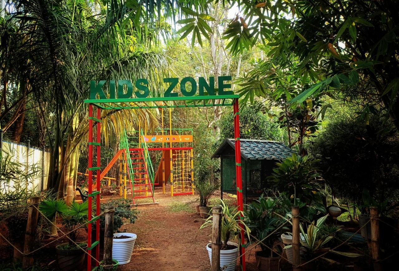 Vintage Garden Resort Sultan Bathery Exterior foto